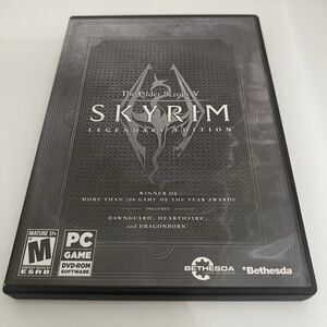 Elder Scrolls V: Skyrim Legendary Edition PC Game Computer CIB With Map